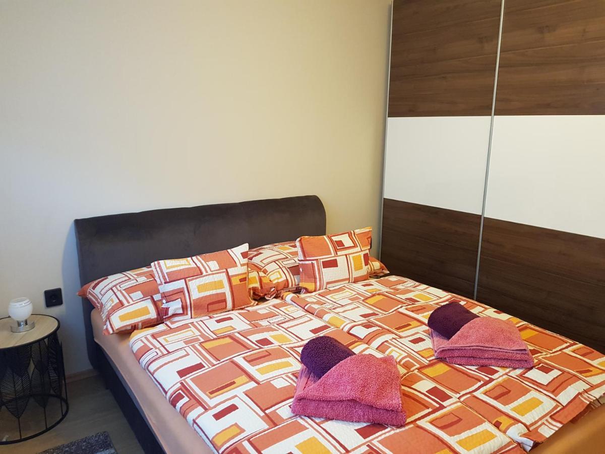 Henrietta Apartmanhaz Apartment Zalakaros Bagian luar foto